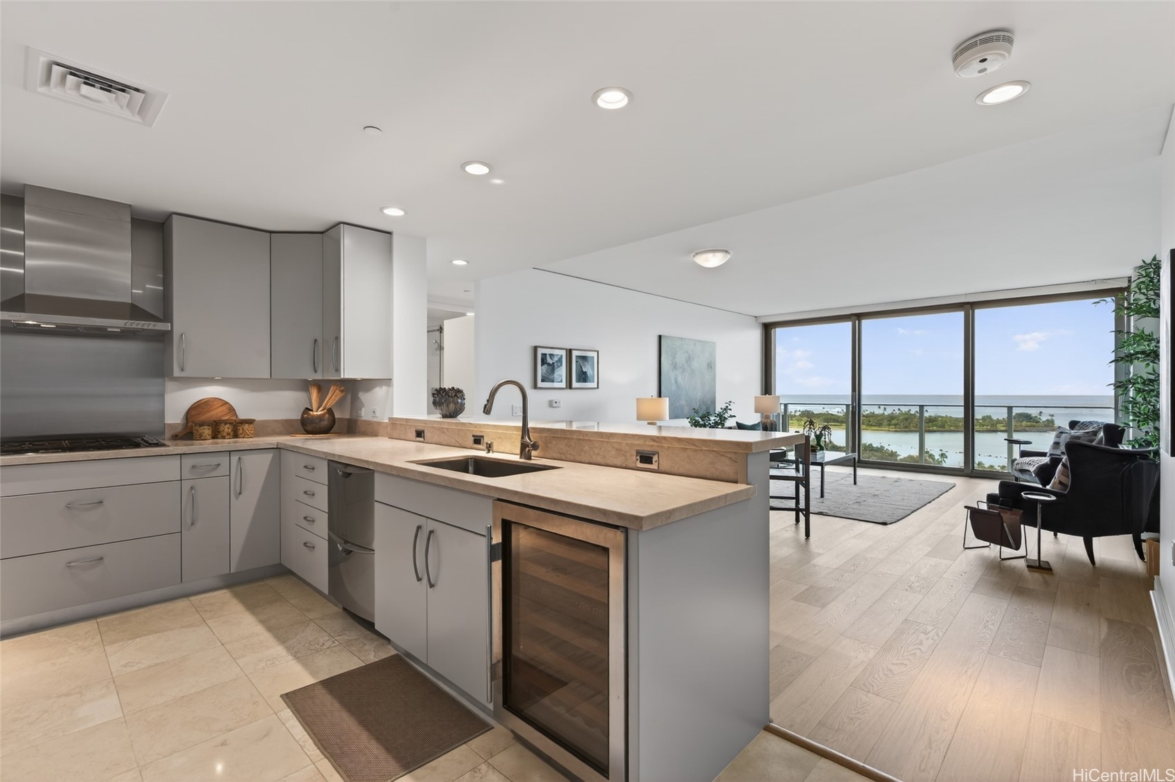 1288 Ala Moana Boulevard 15E