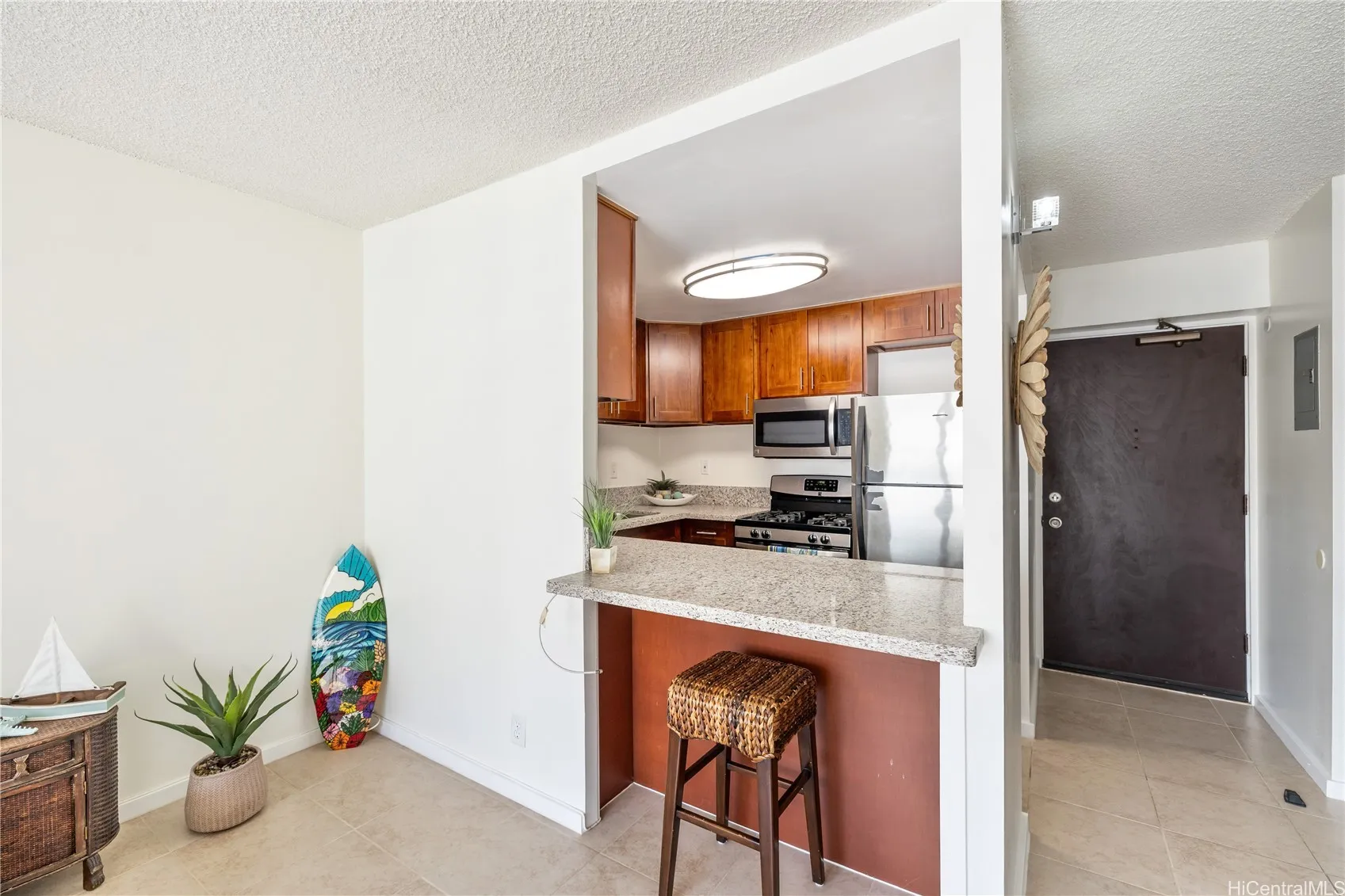 Honolulu, Hawaii 96814, United States, ,1 BathroomBathrooms,Residential,Active,214710