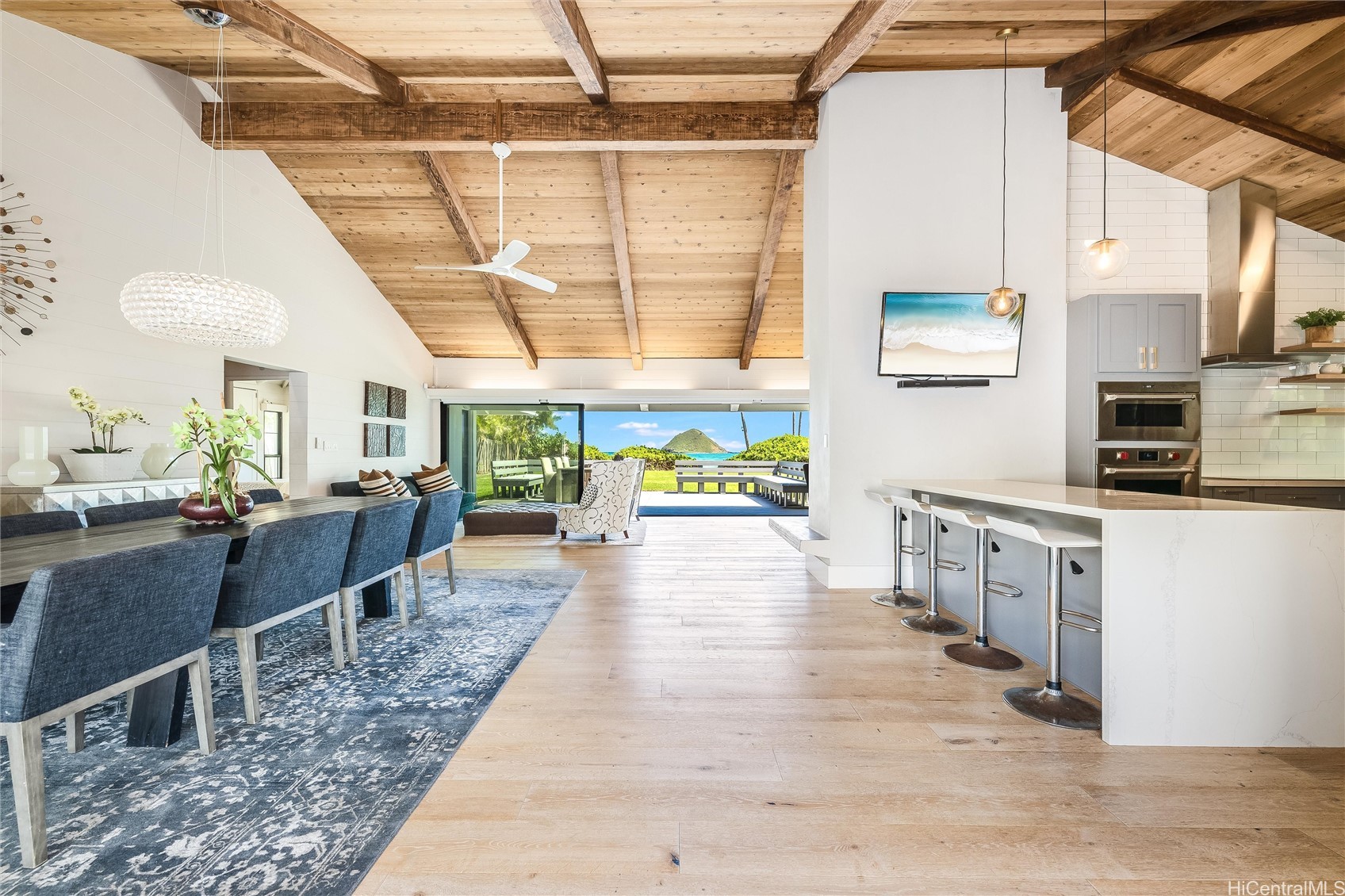 1456 Mokulua Drive