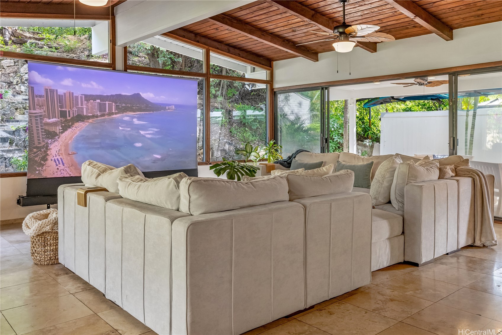 151 Alala Road
