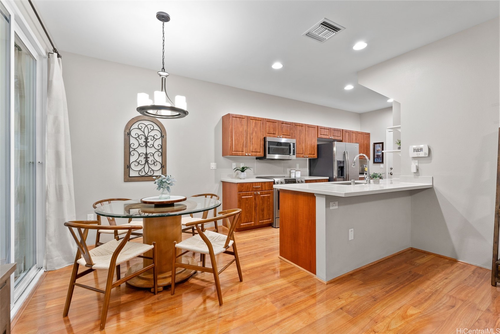 91-6221 Kapolei Parkway 358