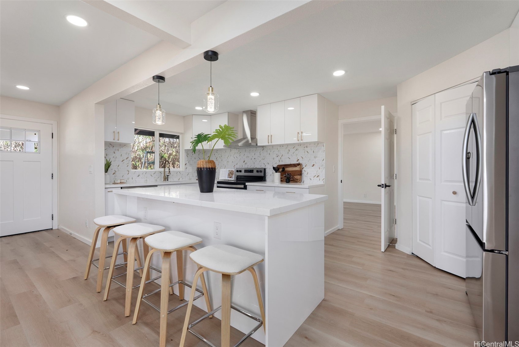 86-168 Kawili Street