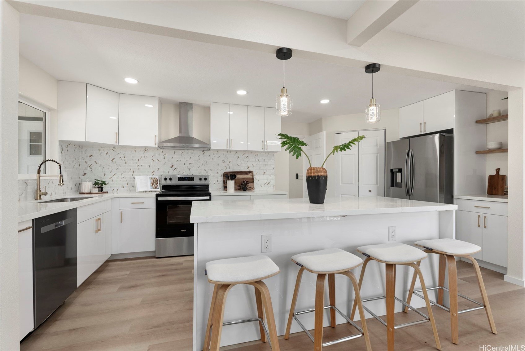 86-168 Kawili Street