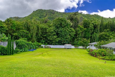 3775 Old Pali Road Honolulu HI 96817