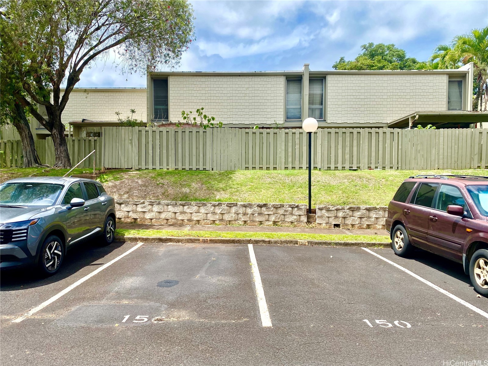 Hale Kaloapau Condominium