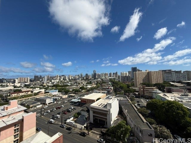 1315 Kalakaua Avenue 1504
