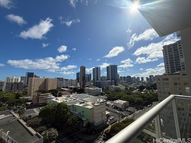 1315 Kalakaua Avenue 1504