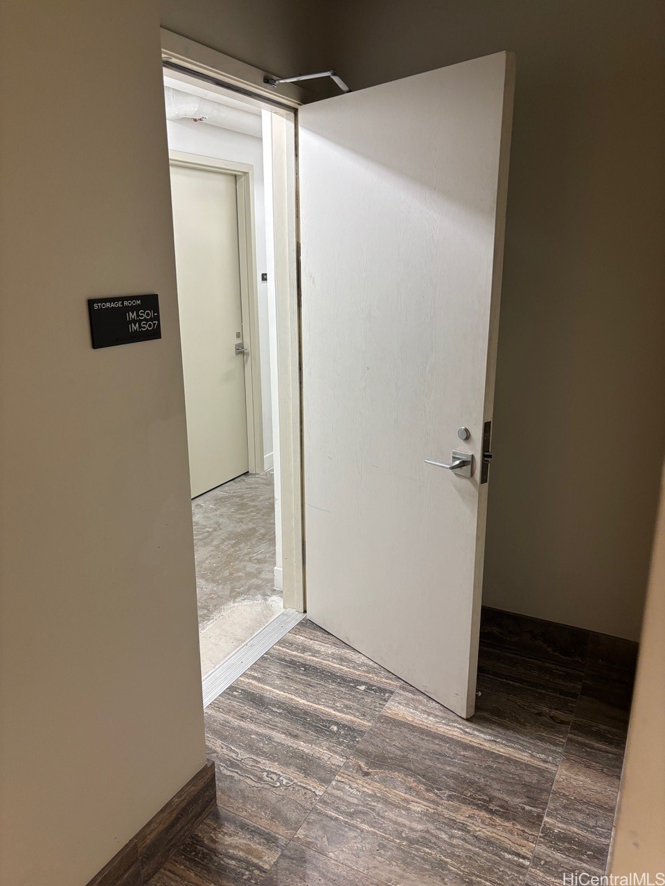 1108 Auahi Street M S07