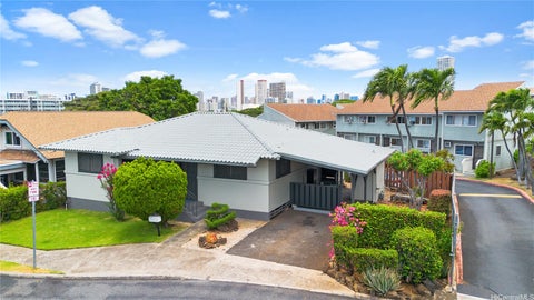Photo of 1018 2nd Avenue, Honolulu, HI 96816 (MLS # 202616833)