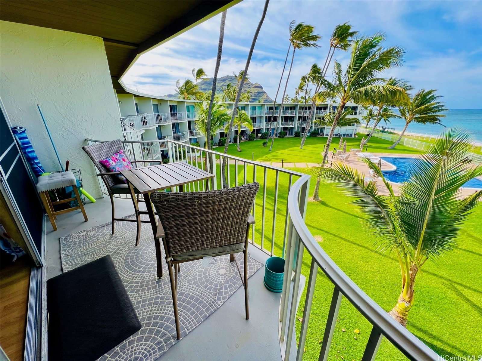 87-561 Farrington Highway 317