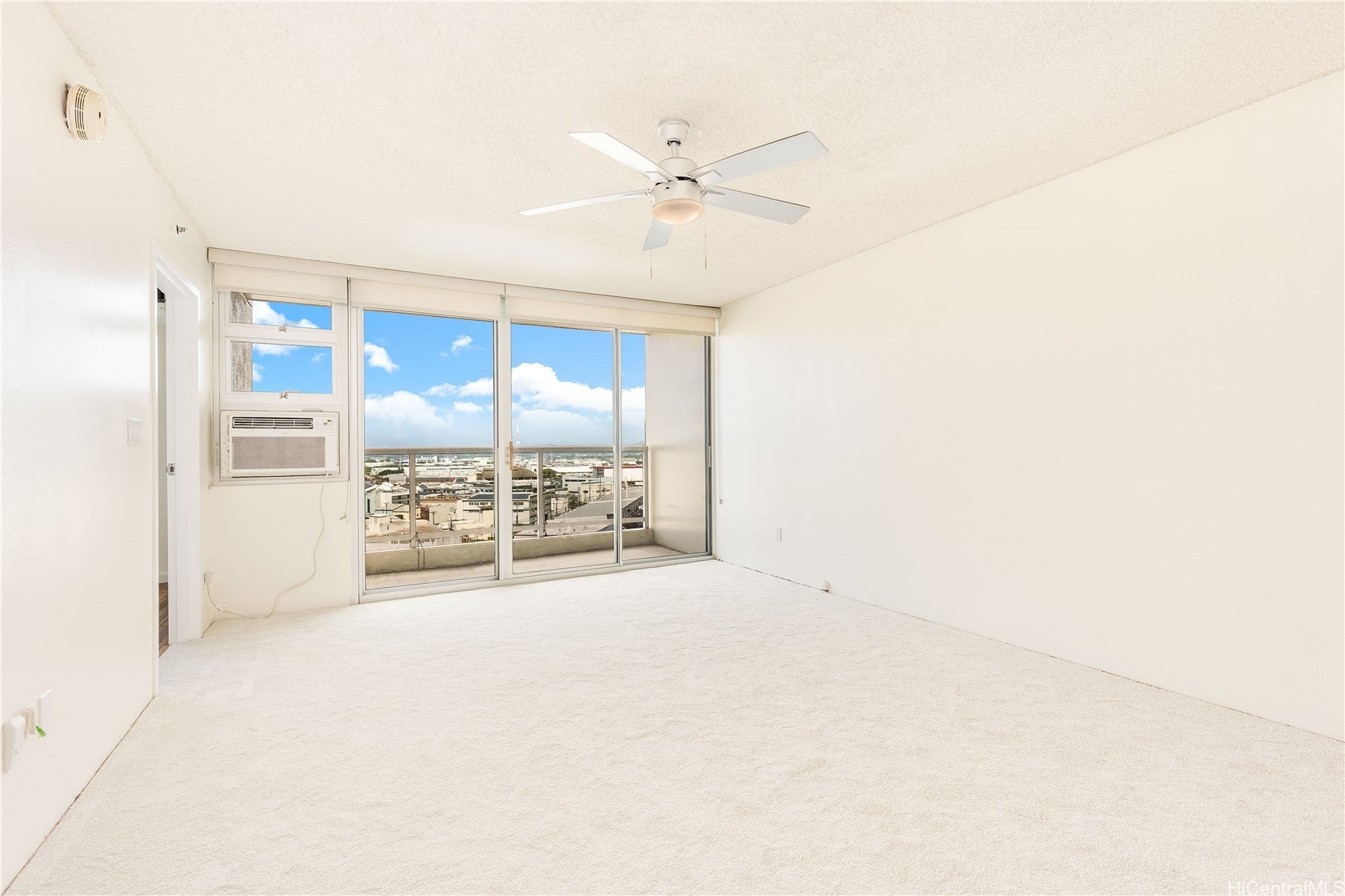 215 N King Street 1511