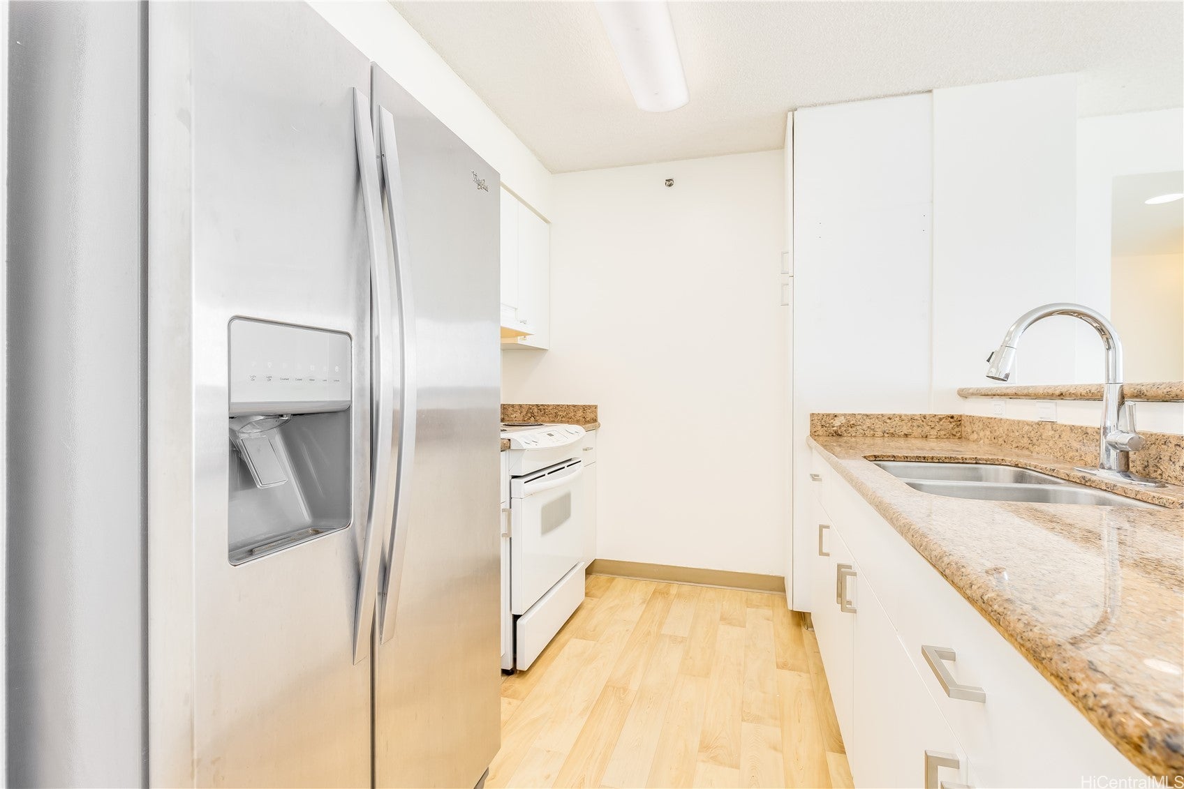 215 N King Street 1511