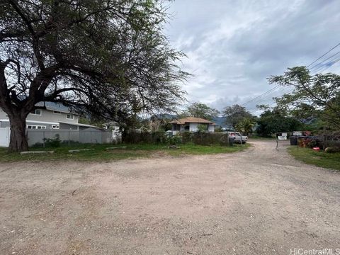 86-304 Haama Place Waianae HI 96792