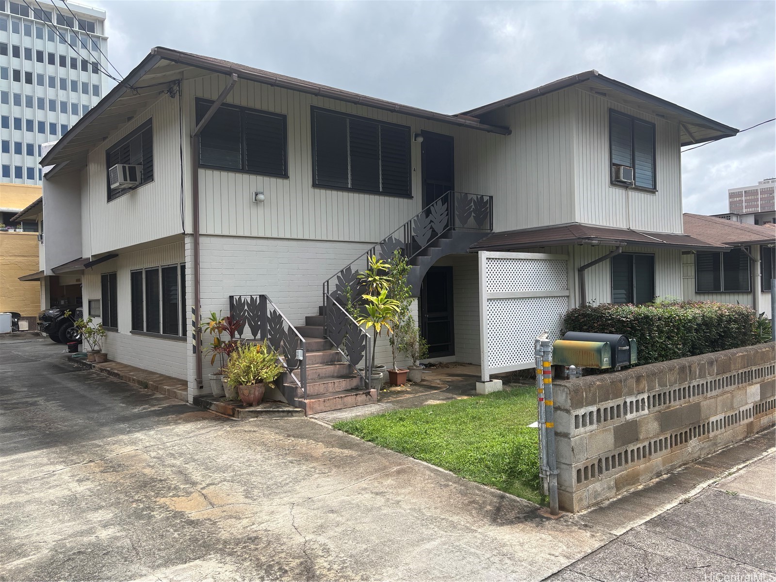 1128 Alohi Way