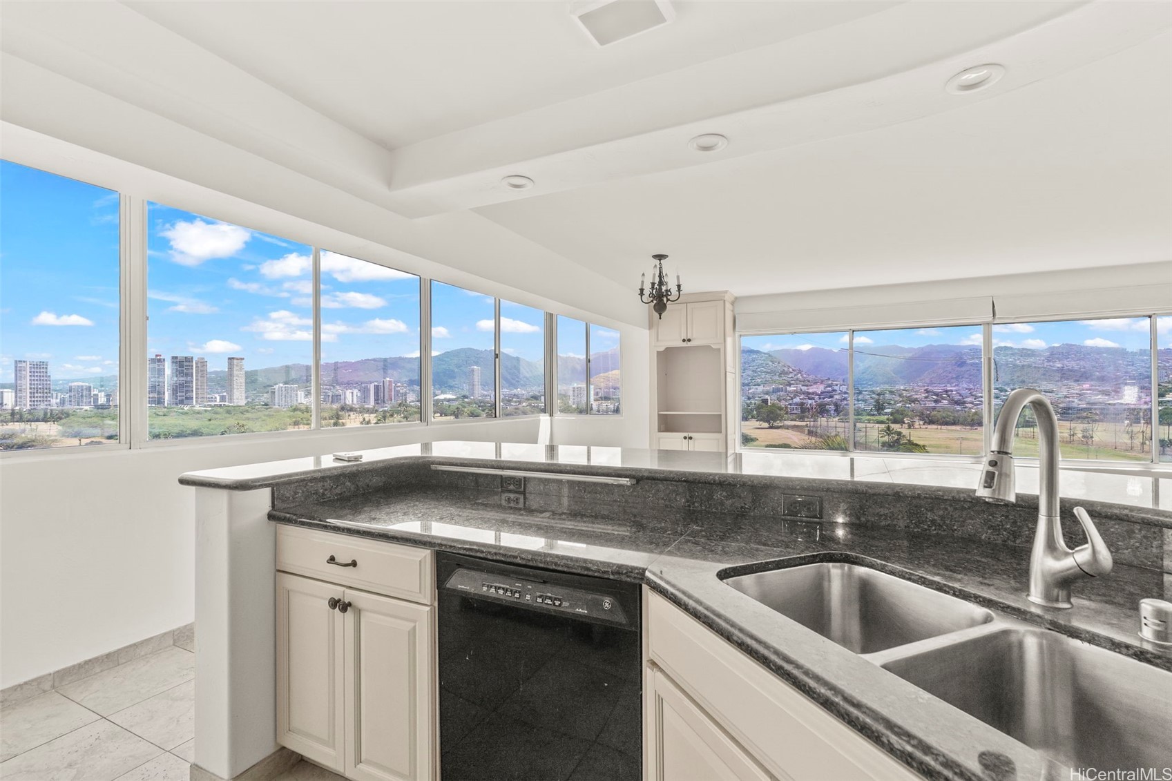 2547 Ala Wai Boulevard 1001
