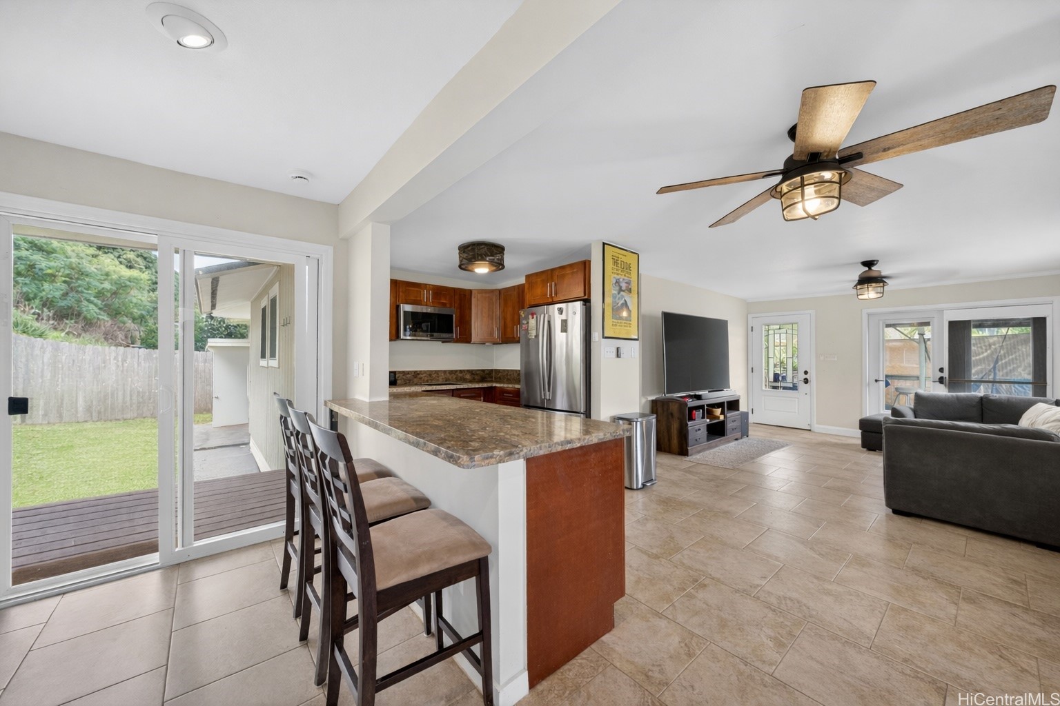 1342 Nanialii Street