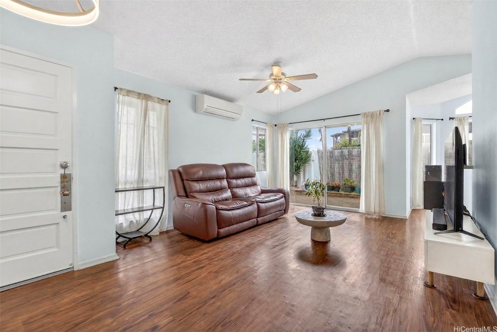 91-1205 Kamoawa Street