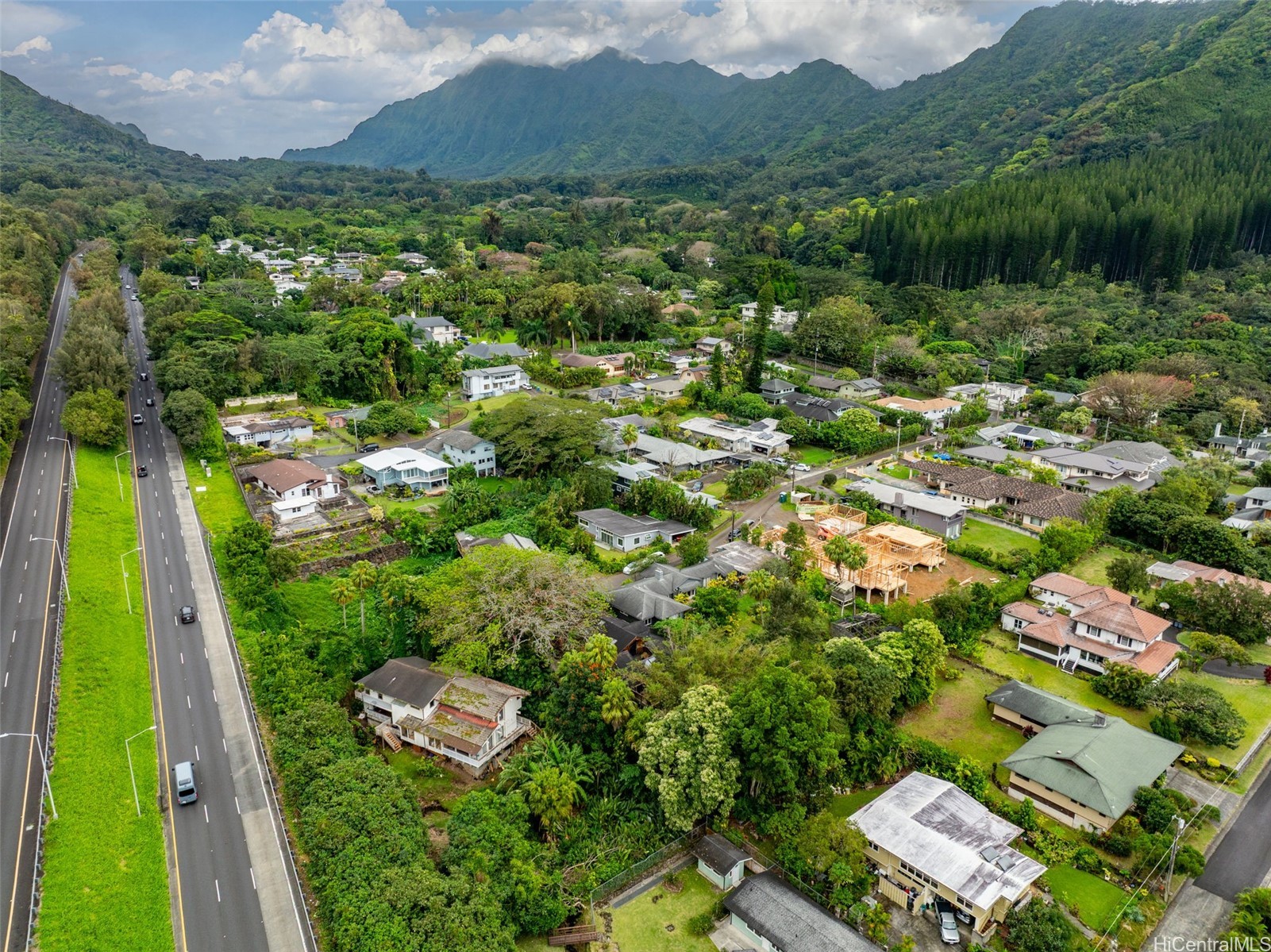 Honolulu, Hawaii, 96817, United States, 2 Bedrooms Bedrooms, ,3 BathroomsBathrooms,Residential,Active,2008694