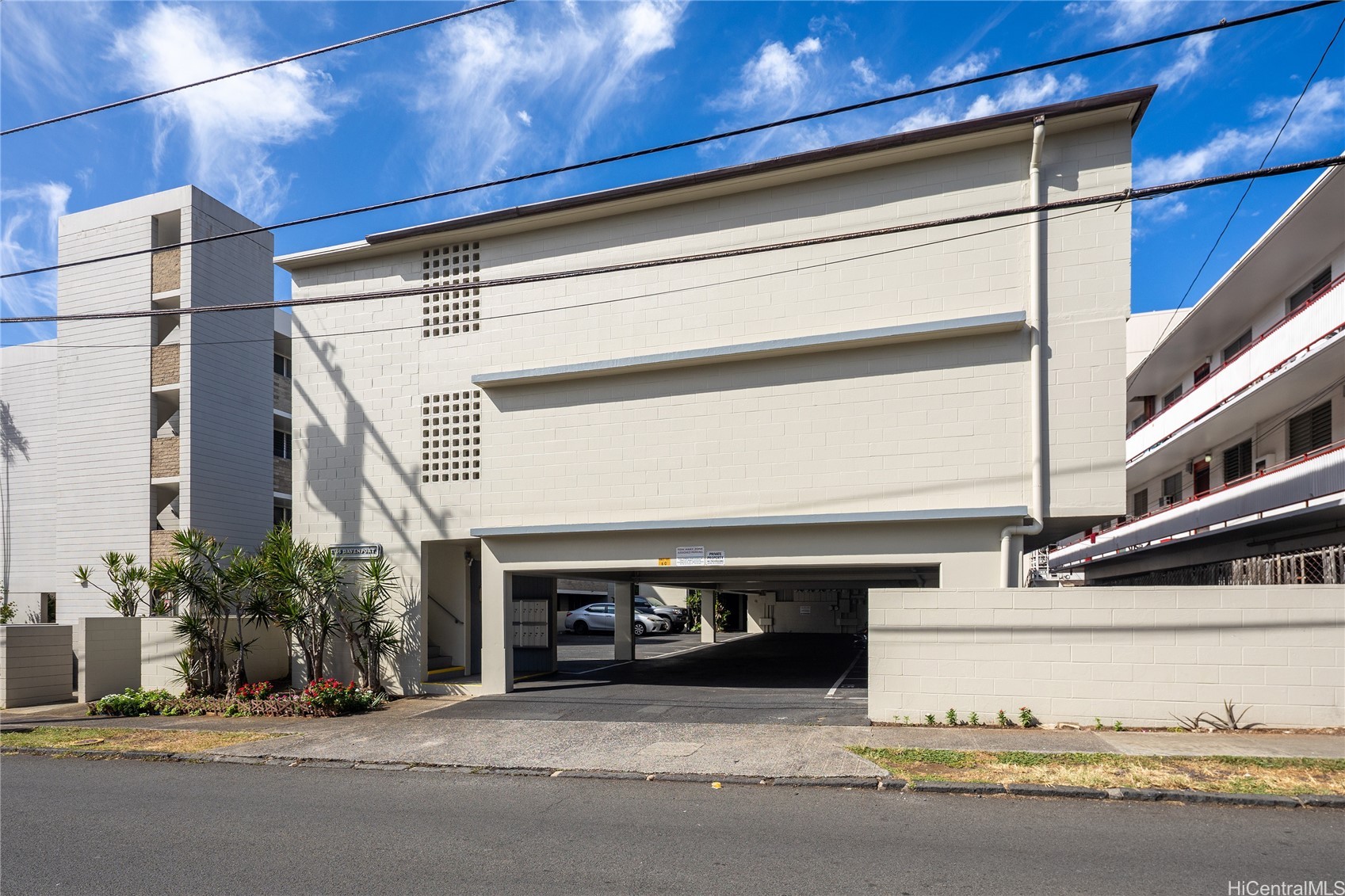 1145 Davenport Condominium