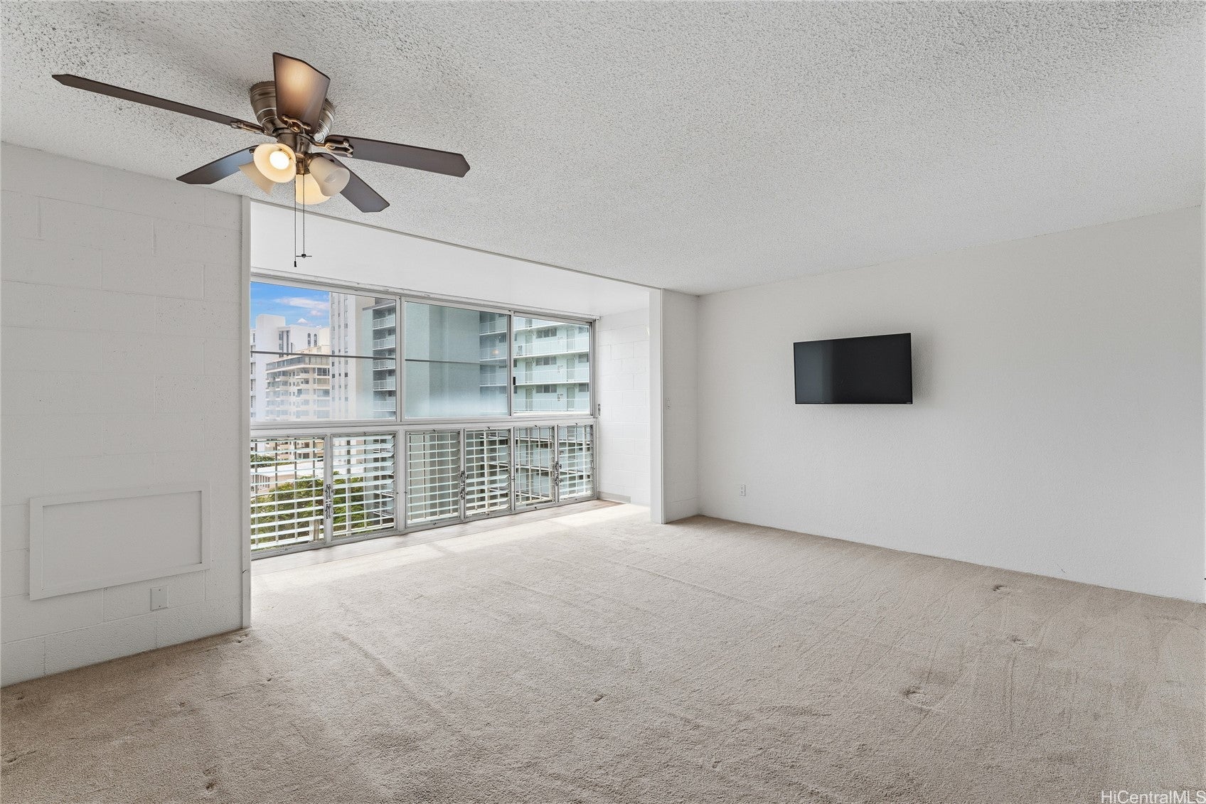 1011 Prospect Street 809