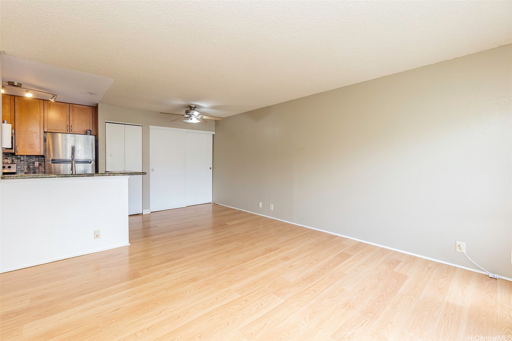 94-1457 Waipio Uka Street O203