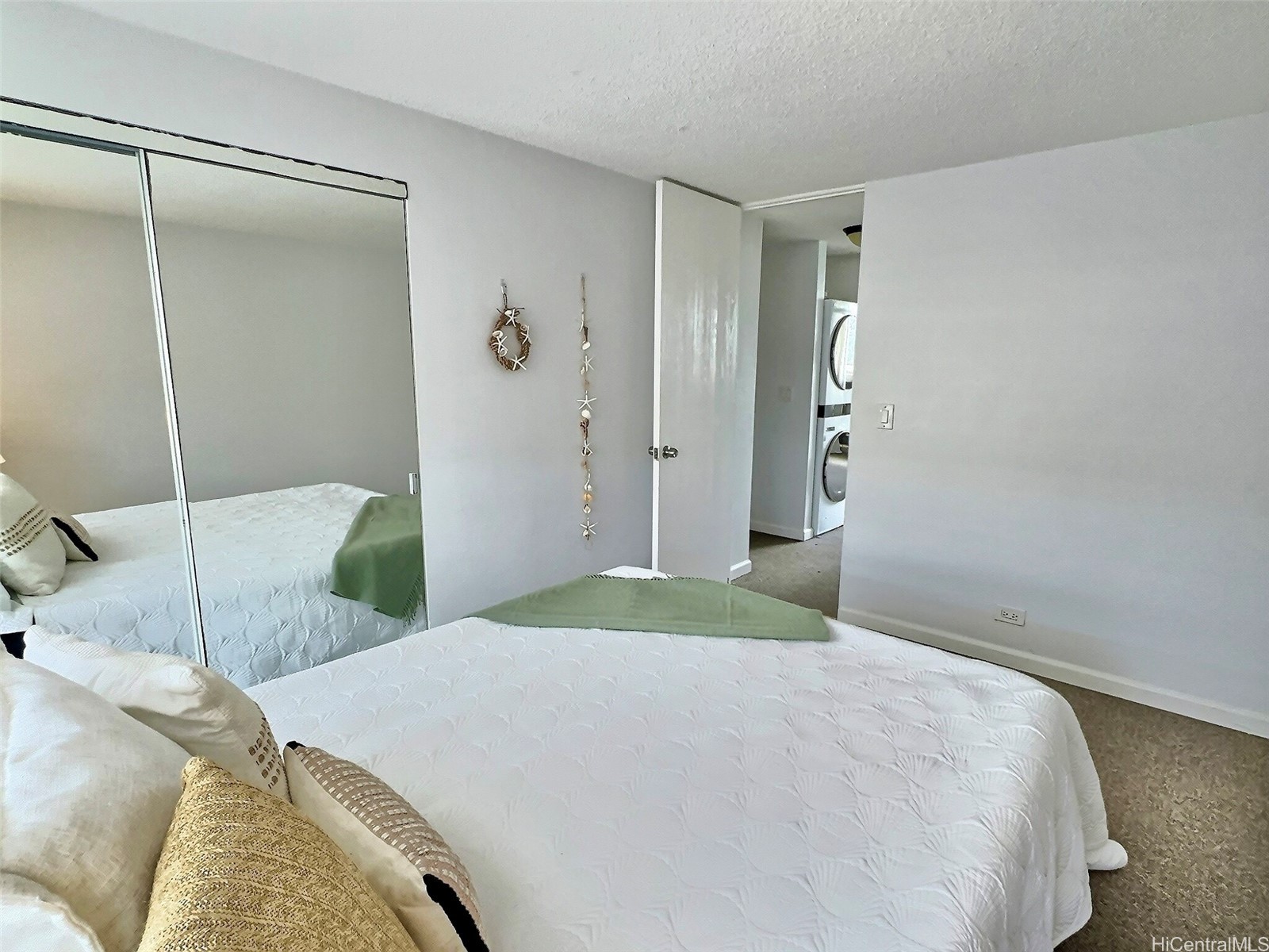 Ono Vista Condominium