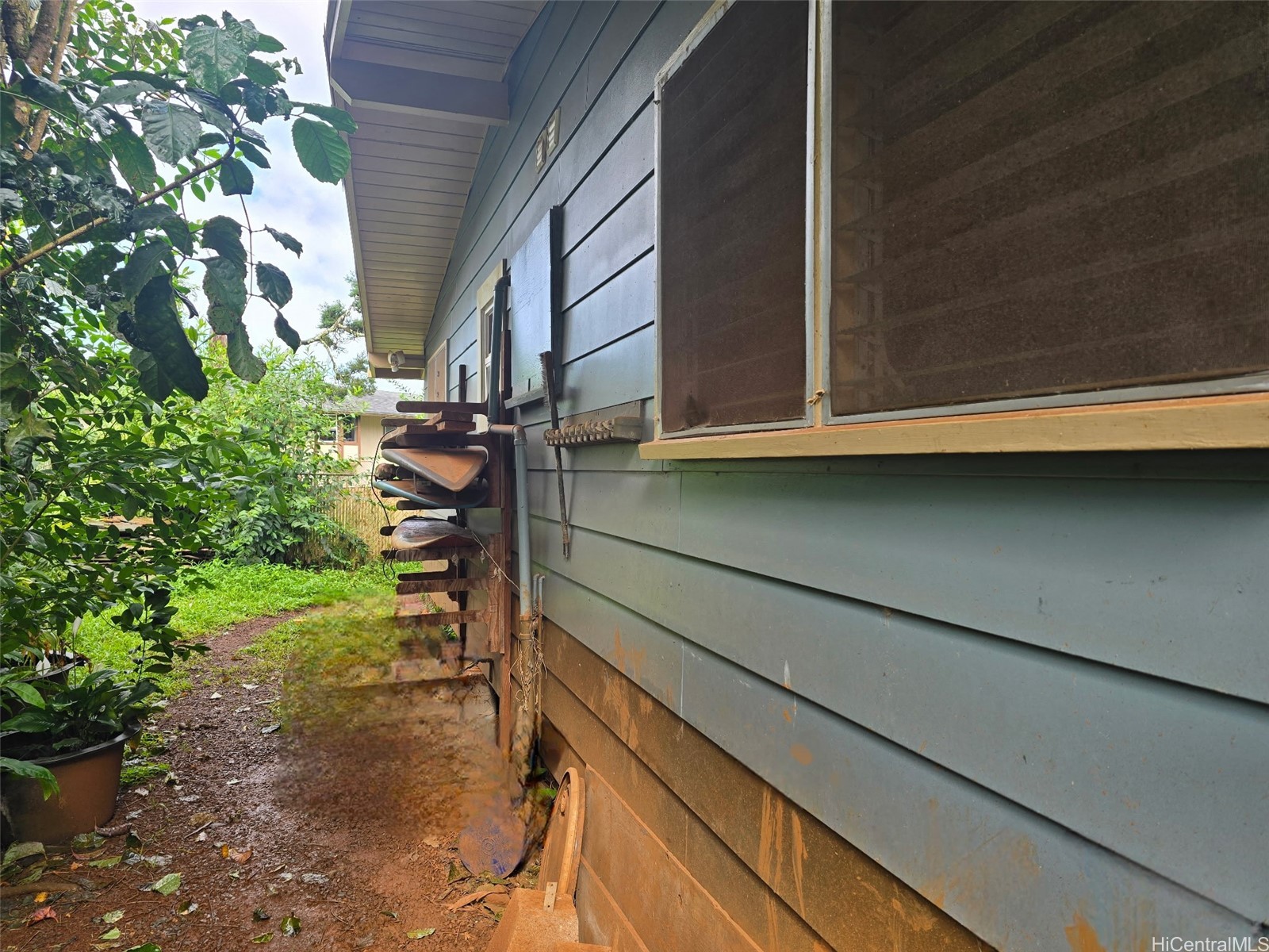 2667 Puninoni Street