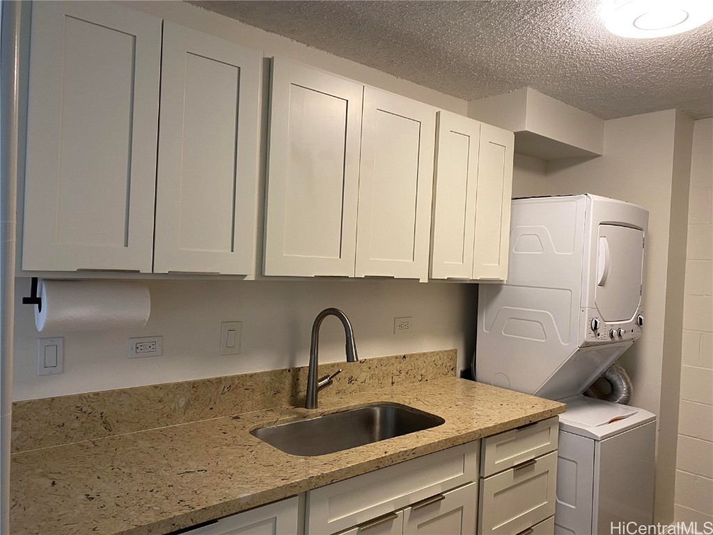 1260 Richard Lane 406