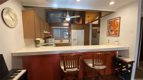 68-3840 Lua Kula Street E-202 Waikoloa HI 96738