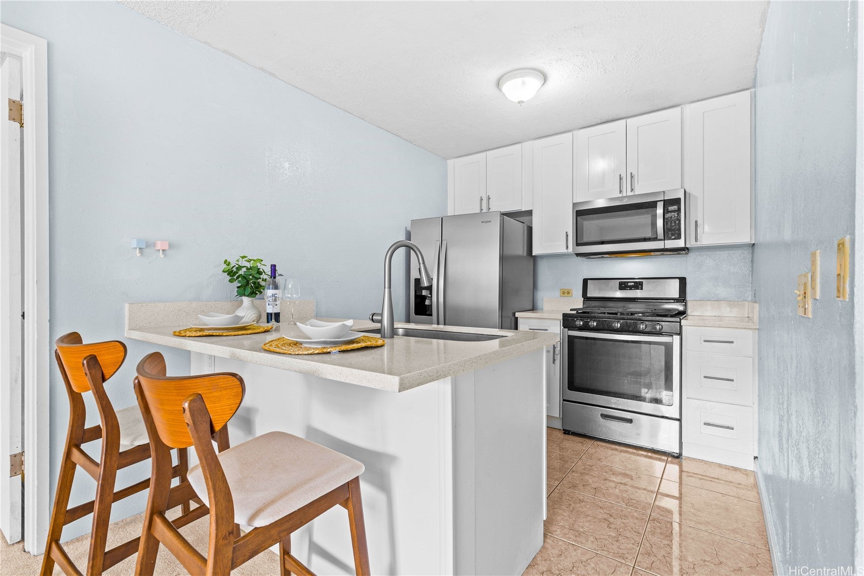 91-1072 Makaaloa Street 17E
