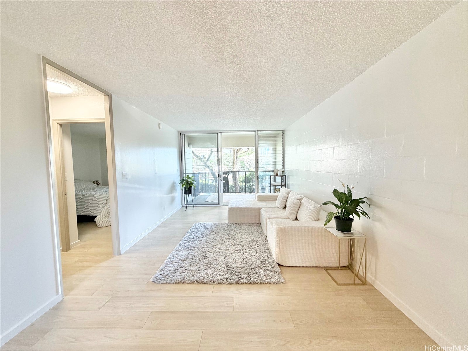 2488 Kapiolani Boulevard 303