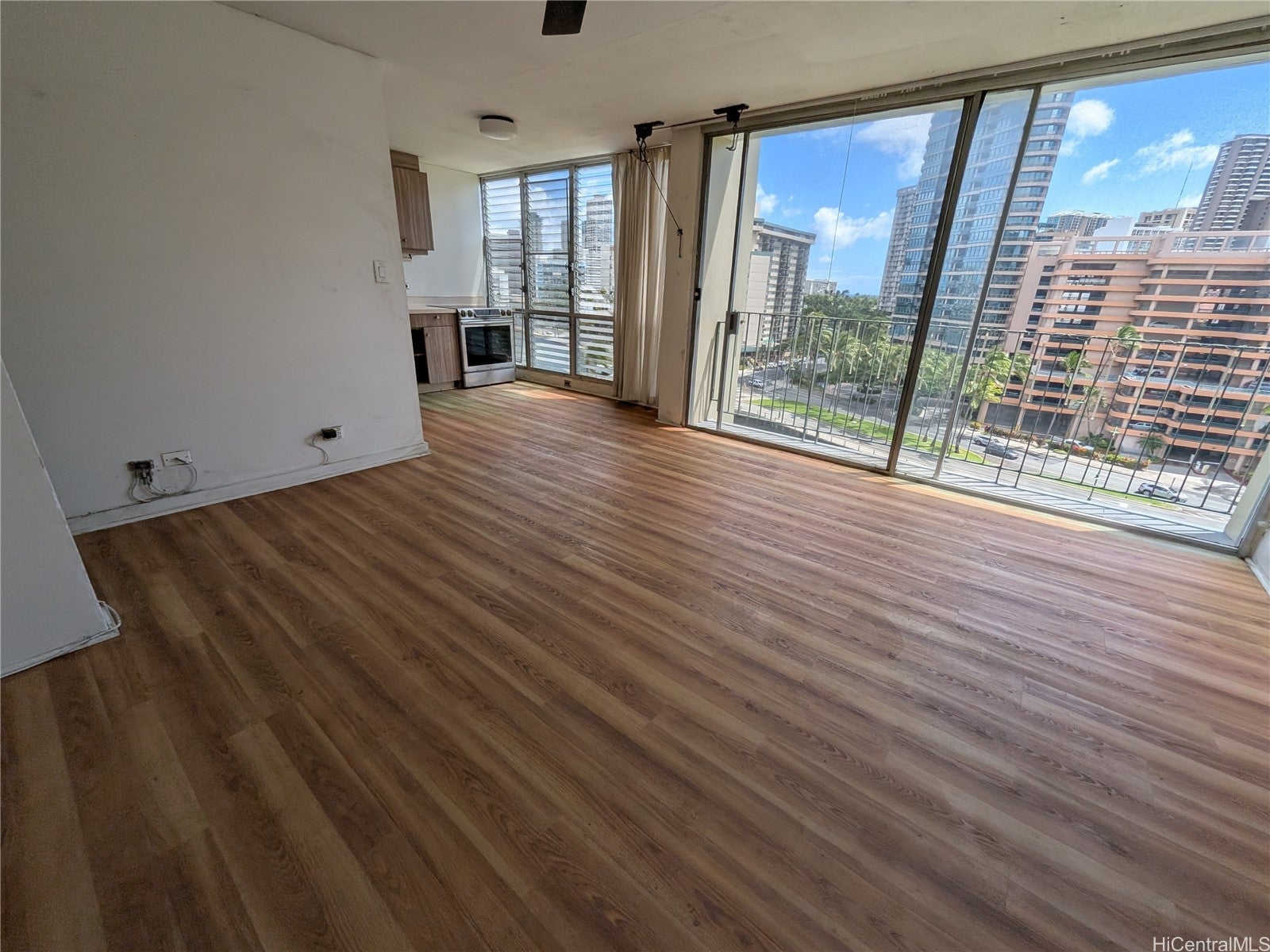 620 Mccully Street 903