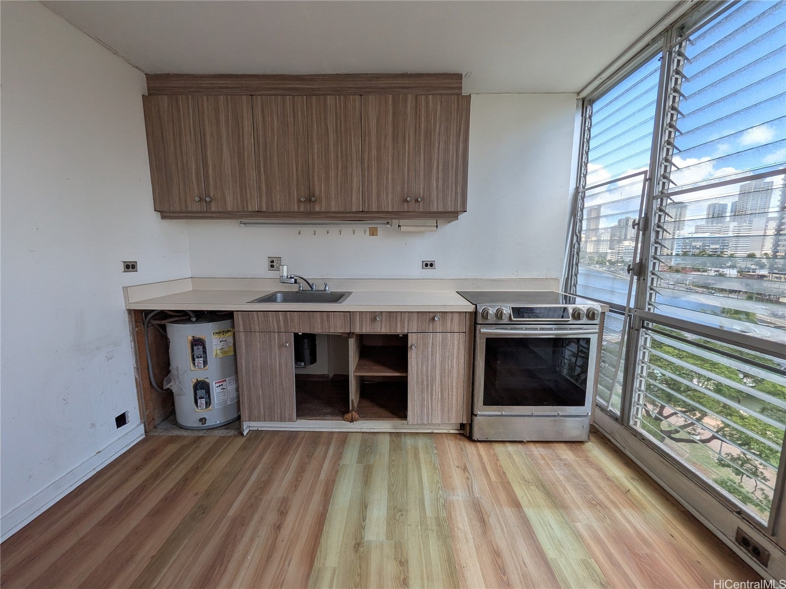 620 Mccully Street 903
