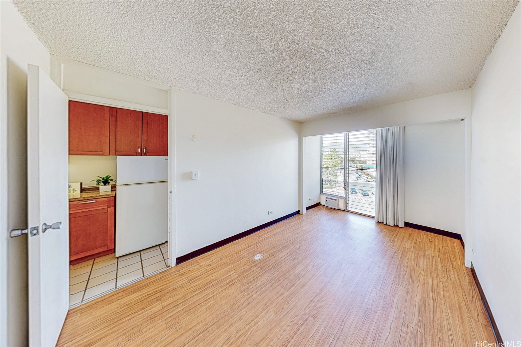 1911 Kalakaua Avenue 411