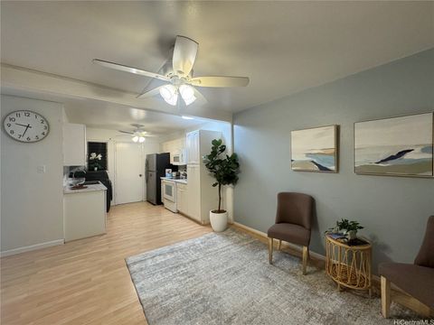 98-926 NOELANI Street 13 Pearl City HI 96782