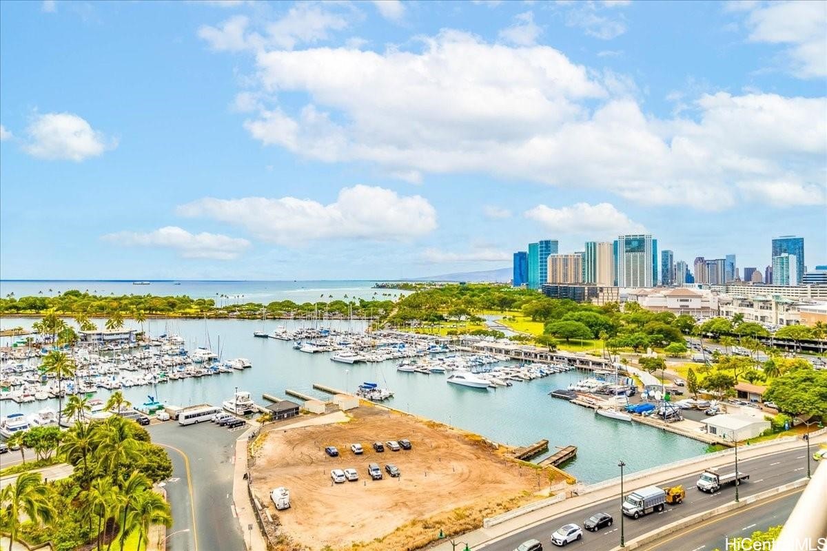 1676 Ala Moana Boulevard 1303