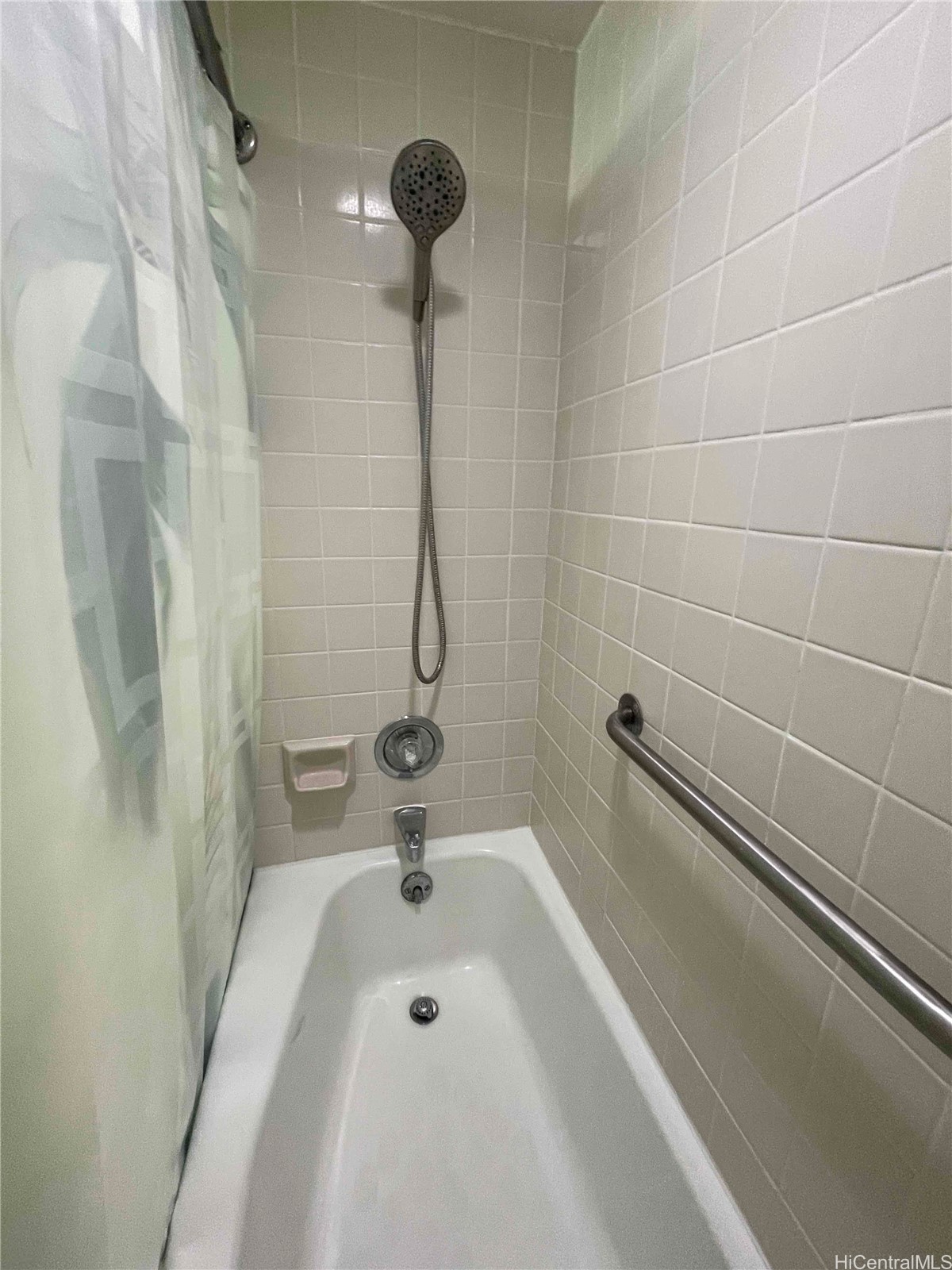 Liliuokalani Gardens Residential Lease