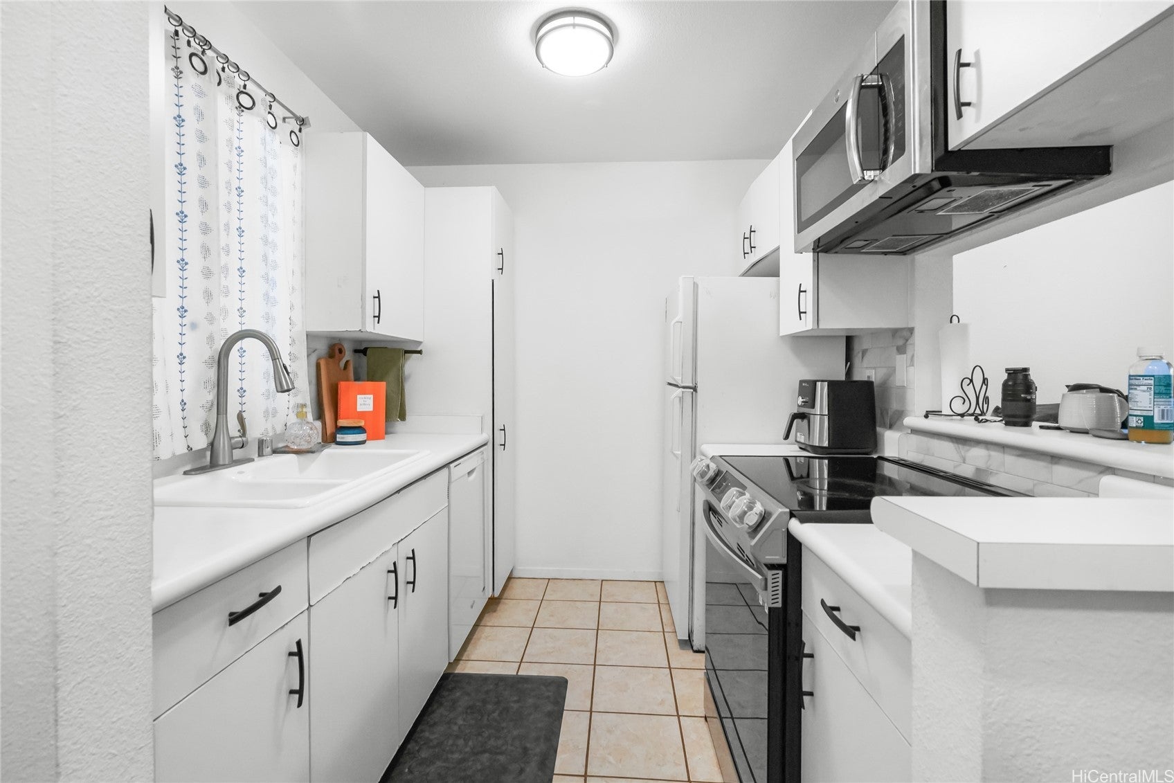 95-802 Wikao Street R202