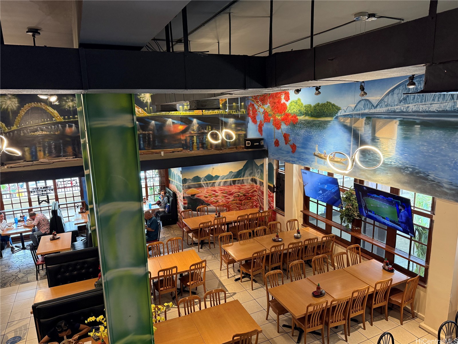 2756 Woodlawn Road 6-203