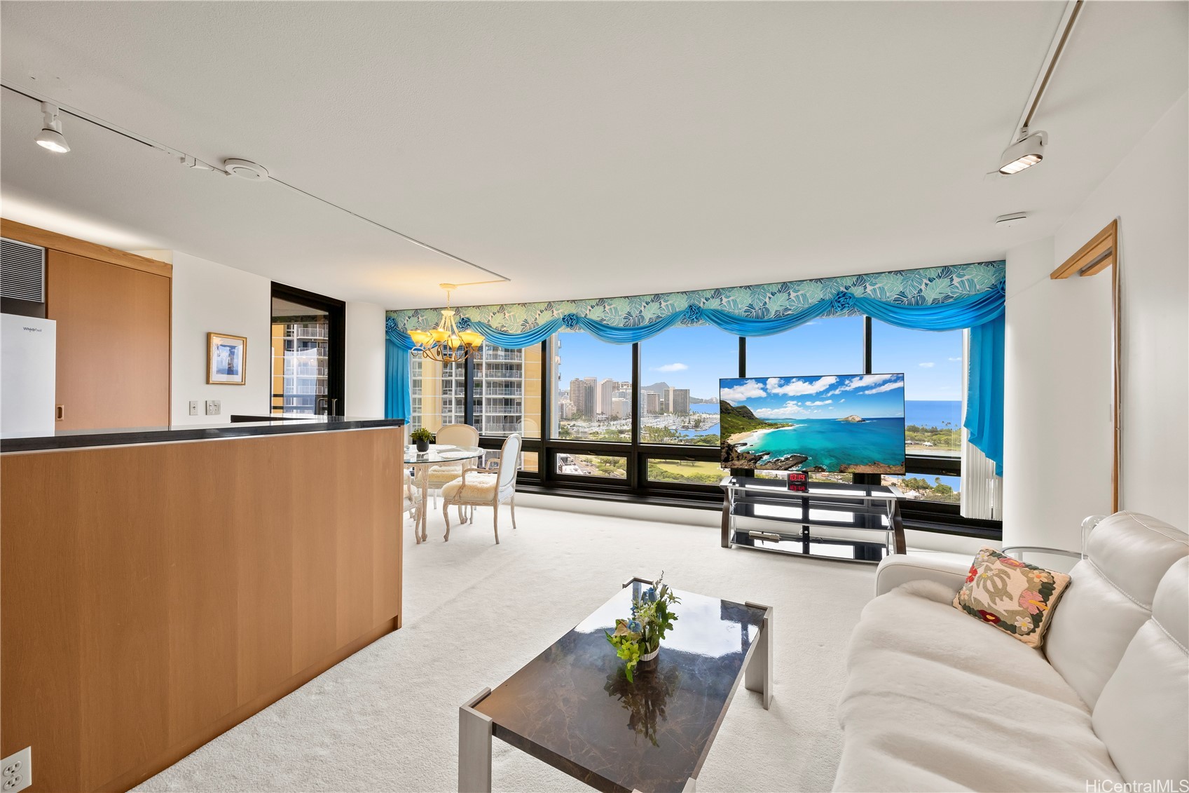1330 Ala Moana Boulevard 2206