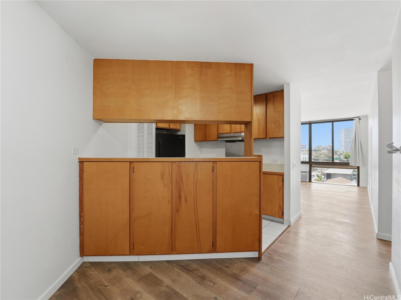 1441 Piikoi Street 706