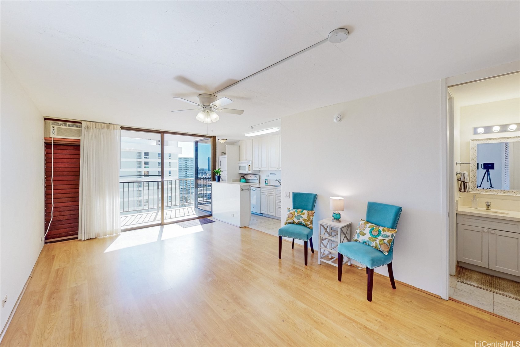 1630 Liholiho Street 1203