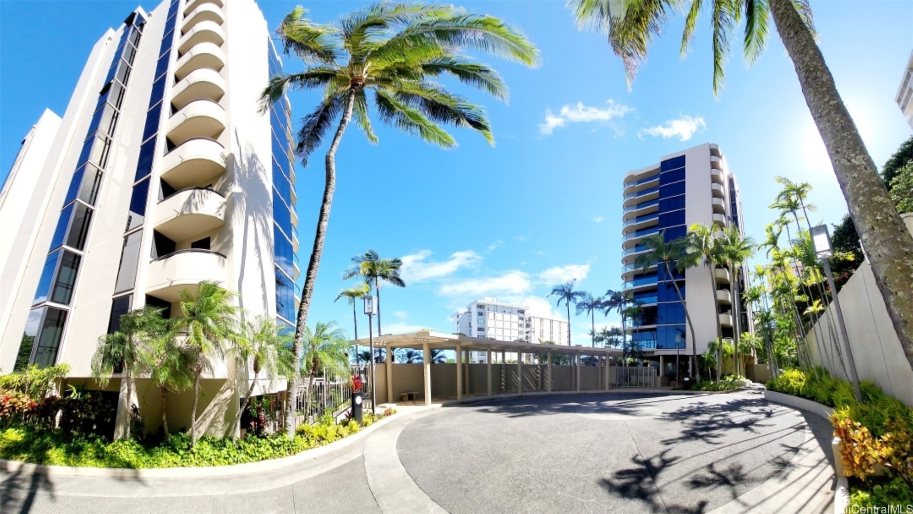 1015 Wilder Condominium