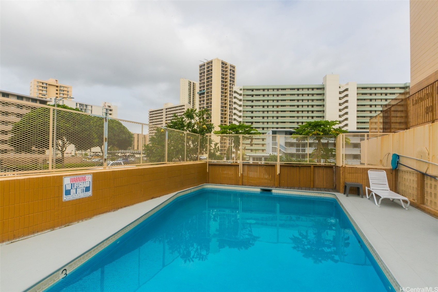 Lakeview Royal Condominium