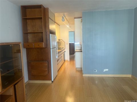 425 Ena Road A1207 Honolulu HI 96815