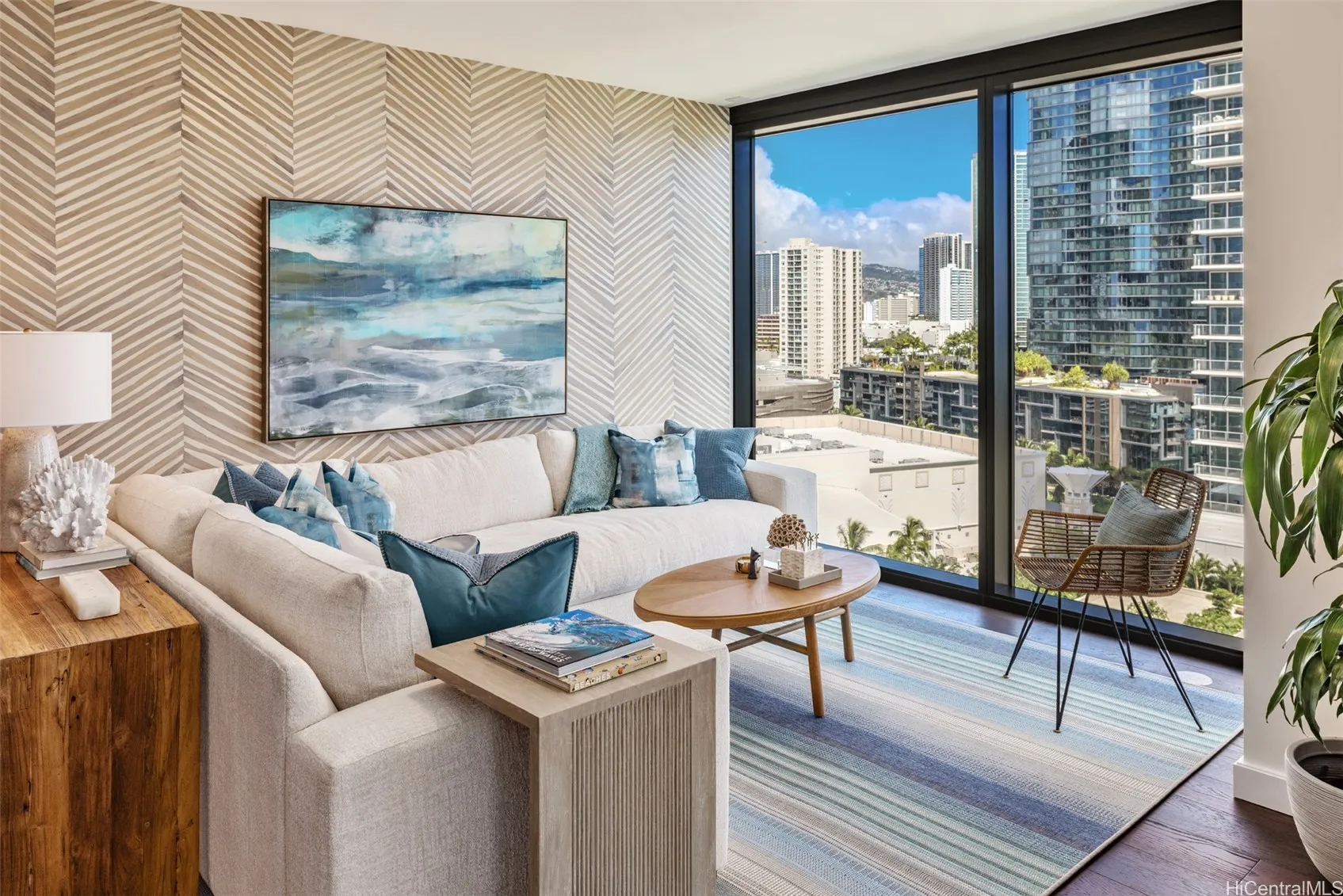 Honolulu, Hawaii 96814, United States, 3 Bedrooms Bedrooms, ,4 BathroomsBathrooms,Residential,Active,34595