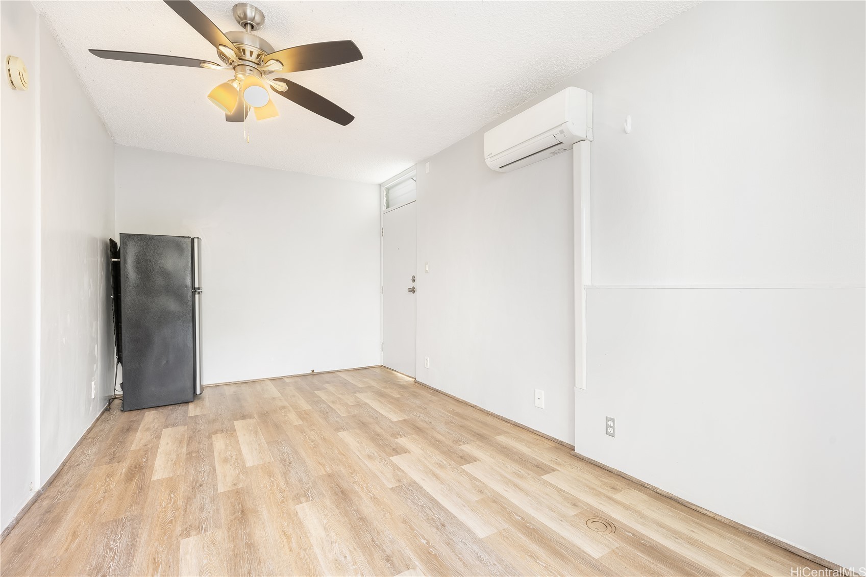 249 Kapili Street 304