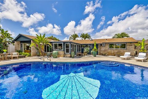 Photo of 126 Mahealani Place, Kailua, HI 96734 (MLS # 202609351)