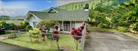 Photo of 3422 Woodlawn Drive, Honolulu, HI 96822 (MLS # 202523210)