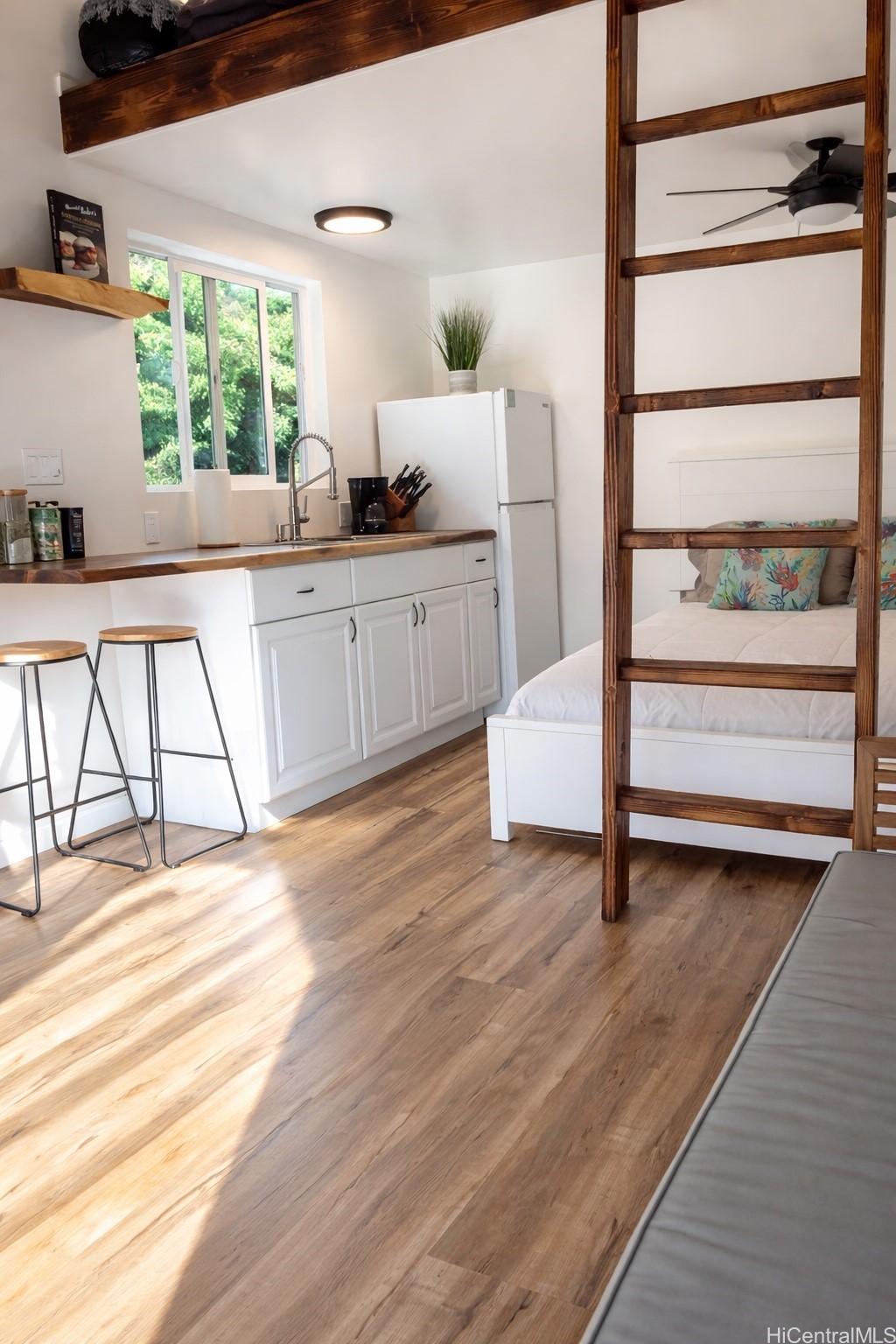 00 Kamehameha Highway B1